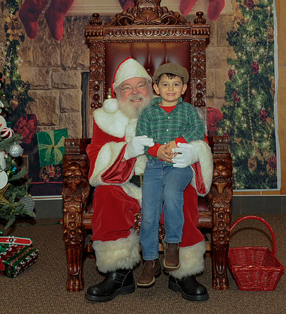 12-13-2025 Cupcakes with Santa17501