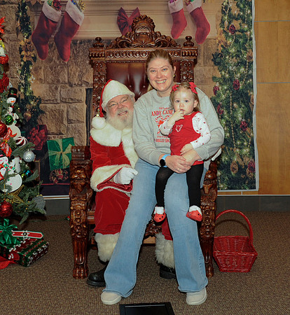 12-13-2025 Cupcakes with Santa17504