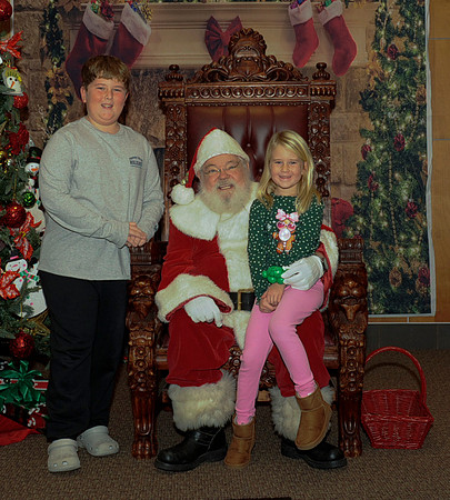 12-13-2025 Cupcakes with Santa17508
