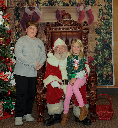12-13-2025 Cupcakes with Santa17509