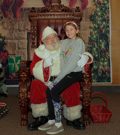 12-13-2025 Cupcakes with Santa17515