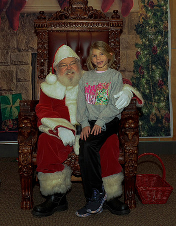 12-13-2025 Cupcakes with Santa17516