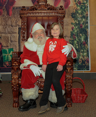 12-13-2025 Cupcakes with Santa17523