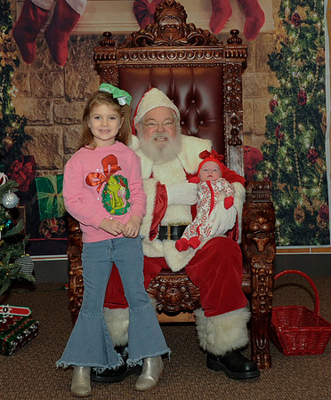 12-13-2025 Cupcakes with Santa17531
