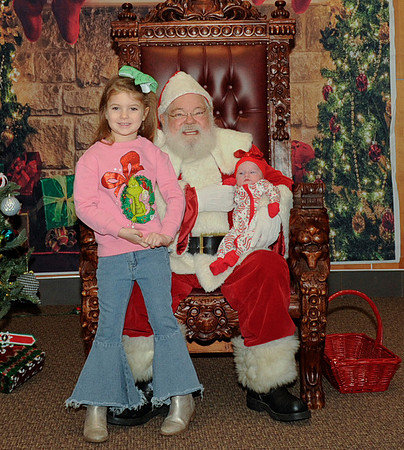 12-13-2025 Cupcakes with Santa17532