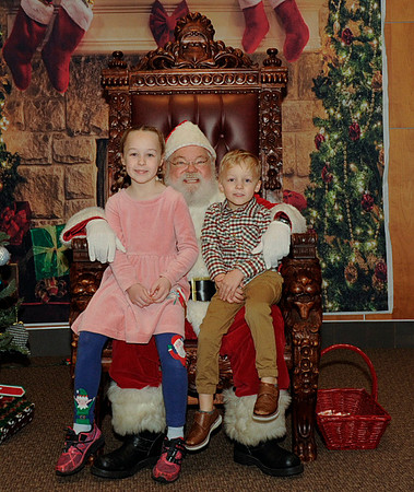 12-13-2025 Cupcakes with Santa17536