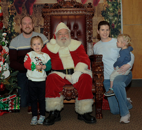 12-13-2025 Cupcakes with Santa17537