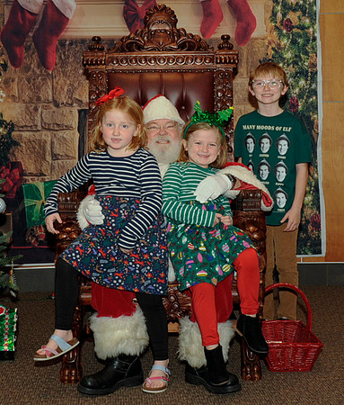 12-13-2025 Cupcakes with Santa17541
