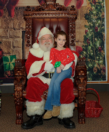 12-13-2025 Cupcakes with Santa17543