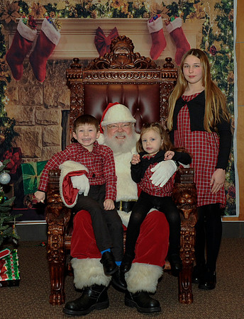 12-13-2025 Cupcakes with Santa17557