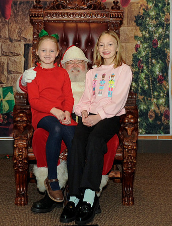 12-13-2025 Cupcakes with Santa17570