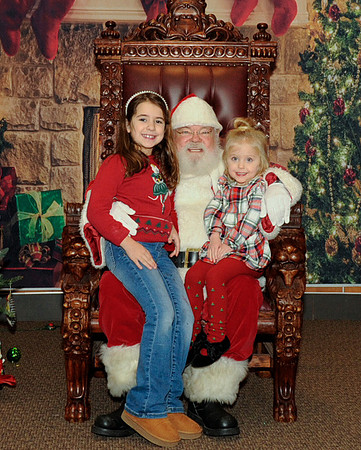 12-13-2025 Cupcakes with Santa17572