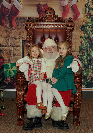 12-13-2025 Cupcakes with Santa17577