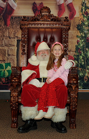 12-13-2025 Cupcakes with Santa17613