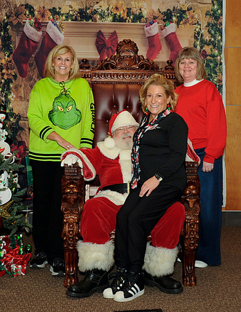 12-13-2025 Cupcakes with Santa17617