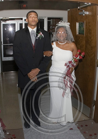 Stephanie-John 12-24-20100516